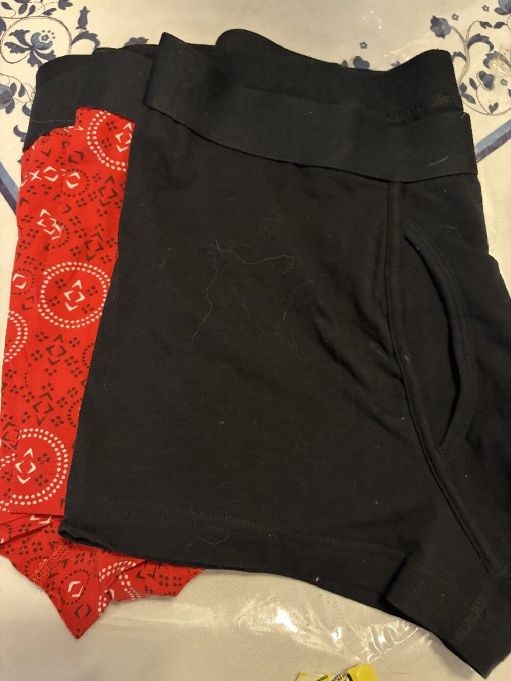 New without tags pair of 2 Men's size M Boxer Briefs by Goodfellows & Co
